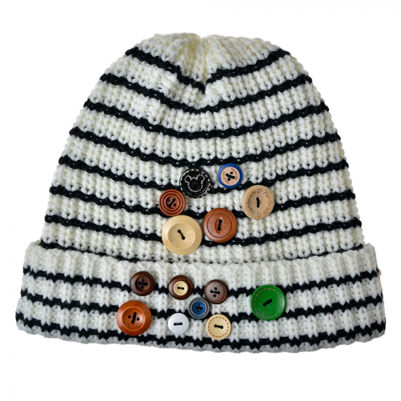 Móda a bižuterie - Černo-bílá dětská zimní čepice / kulíšek s knoflíky