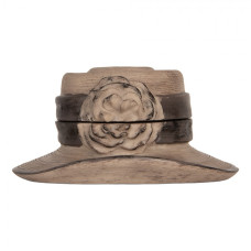 Hnědá šperkovnice klobouk s ozdobnou květinou – 22x11 cm